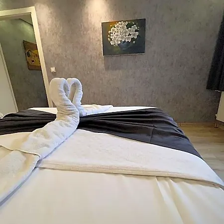 Dolce Hotel 3*
